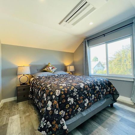 Green Lake 1St Line Home B With Central Air Conditioners Seattle Extérieur photo